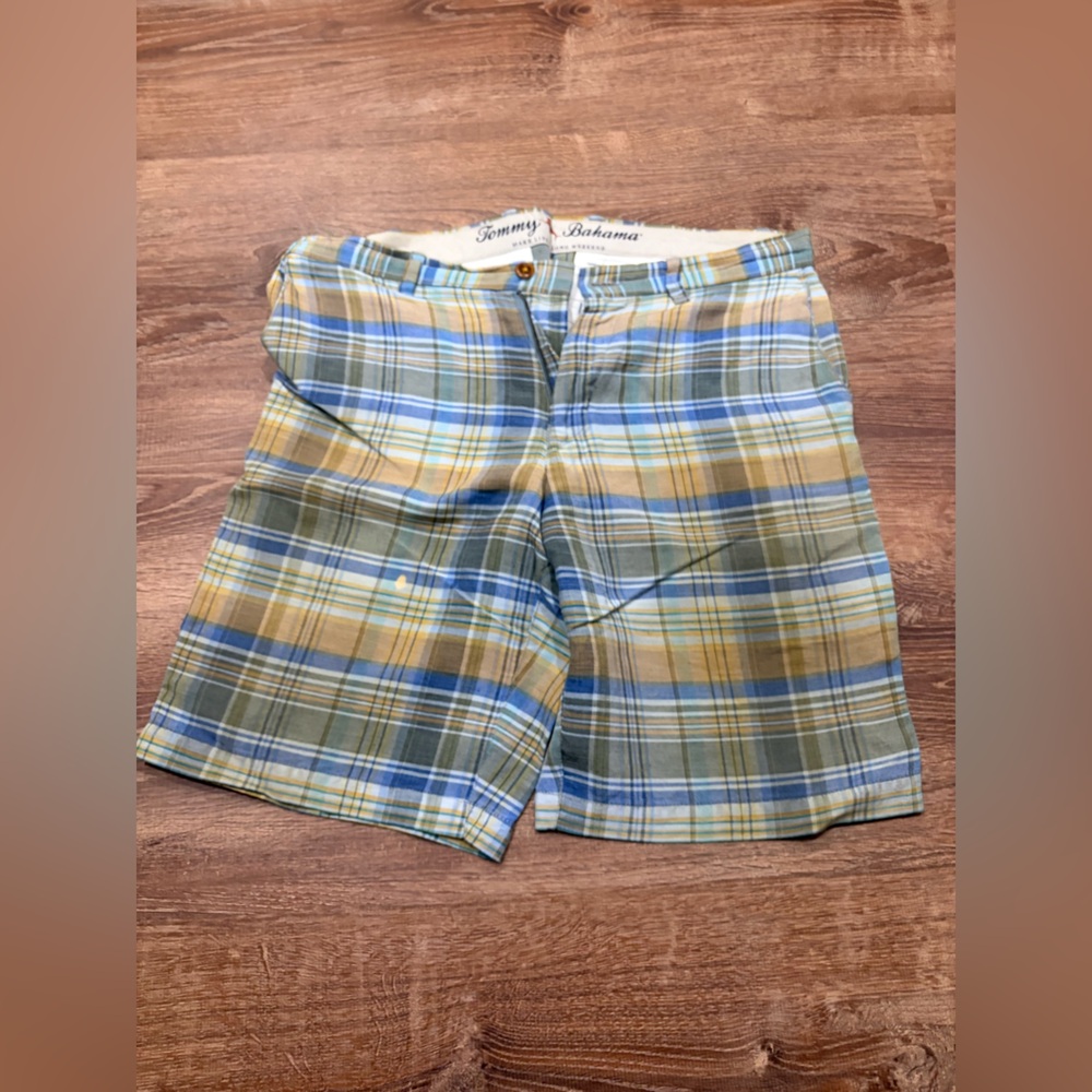 Tommy Bahama Plaid Linen, Flat Front Shorts in Blue, Olive & Tan